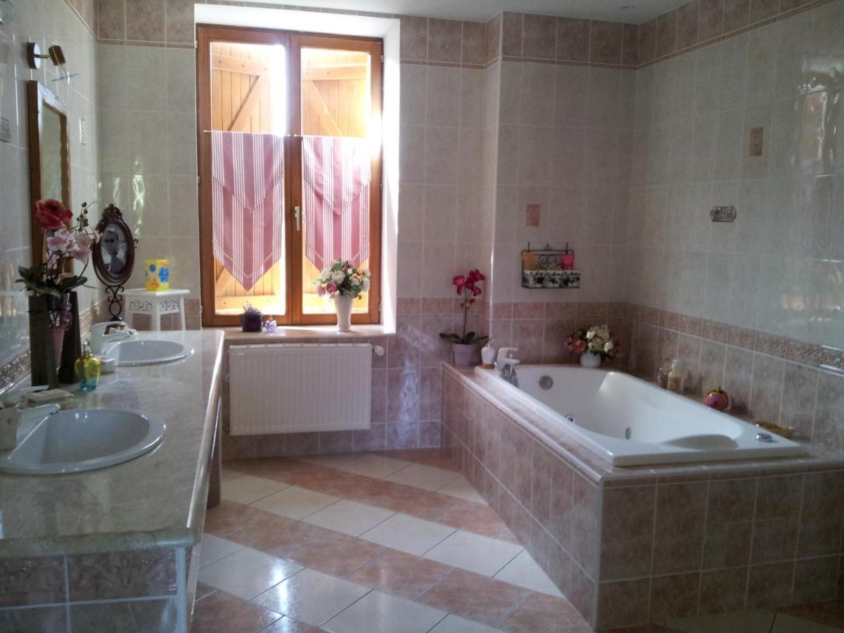 مْيِروكورْ Chambre Hote Villa Sainte Barbe المظهر الخارجي الصورة